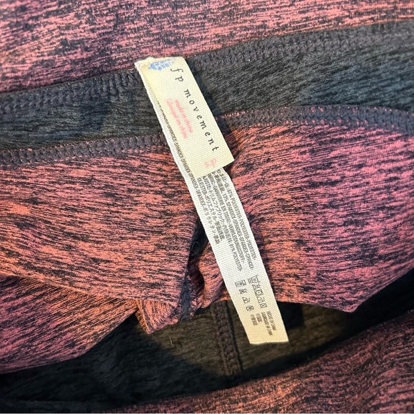 Free People /Free Movement Dylan Heathered Jersey/Mesh Cropped Leggings Size S - Picture 8 of 10